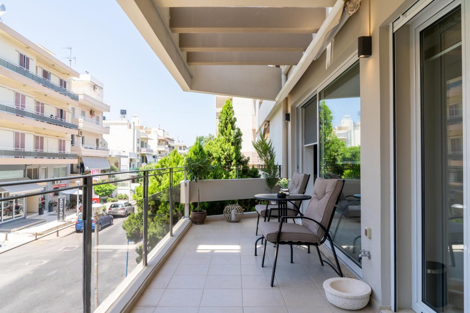 Minos Appartement *